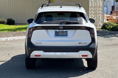2026 Nissan Kicks SR