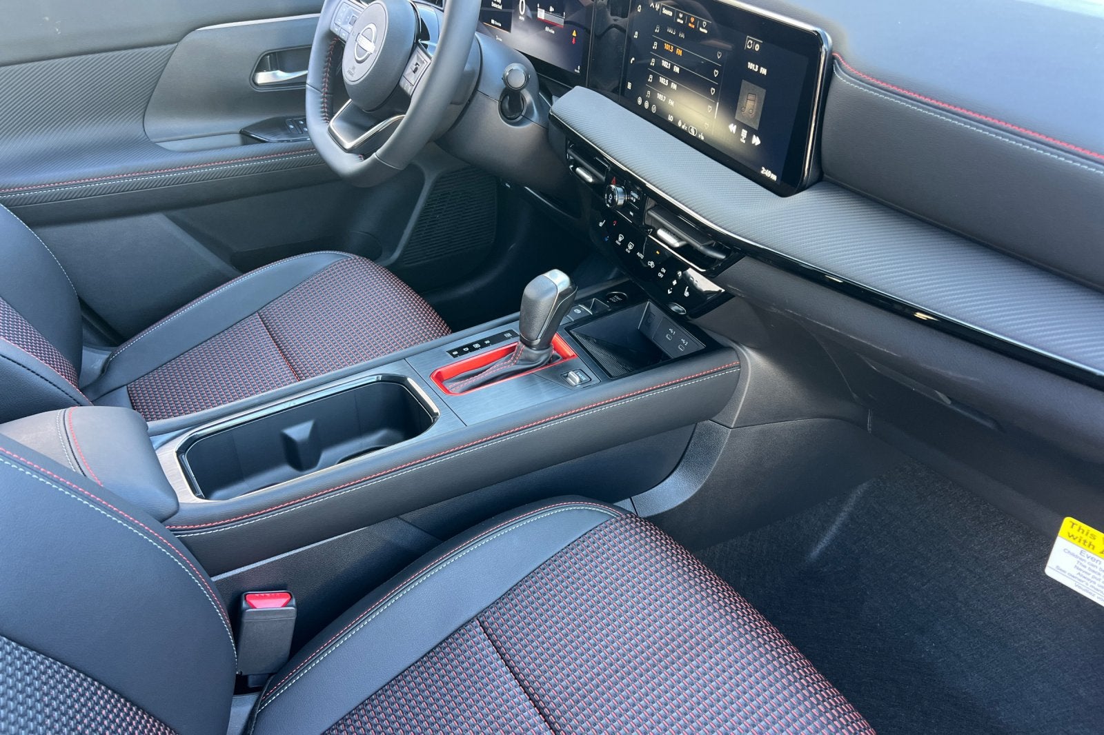 2027 Nissan Kicks SR
