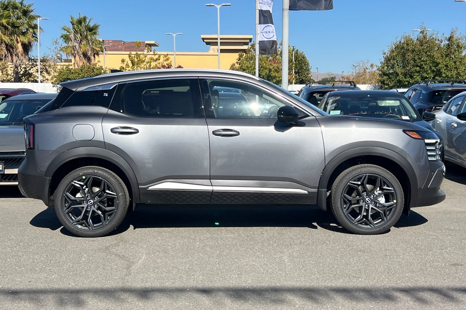 2027 Nissan Kicks SR