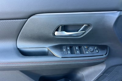 2027 Nissan Kicks SR