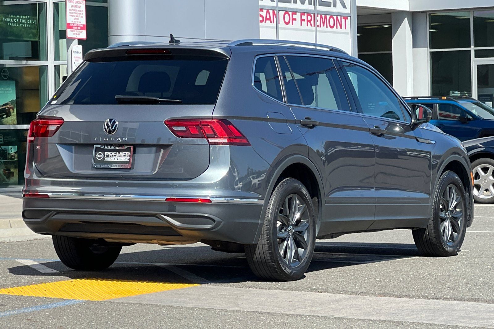2024 Volkswagen Tiguan 2.0T SE