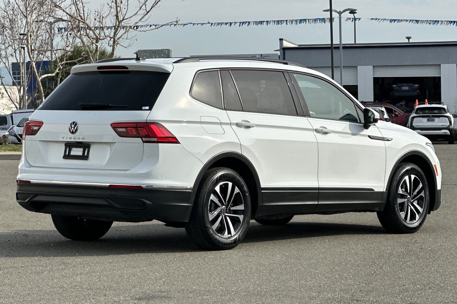 2024 Volkswagen Tiguan 2.0T S
