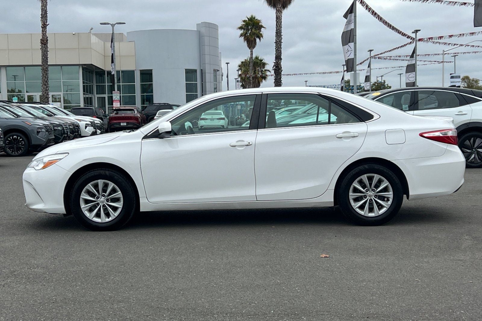 2017 Toyota Camry LE
