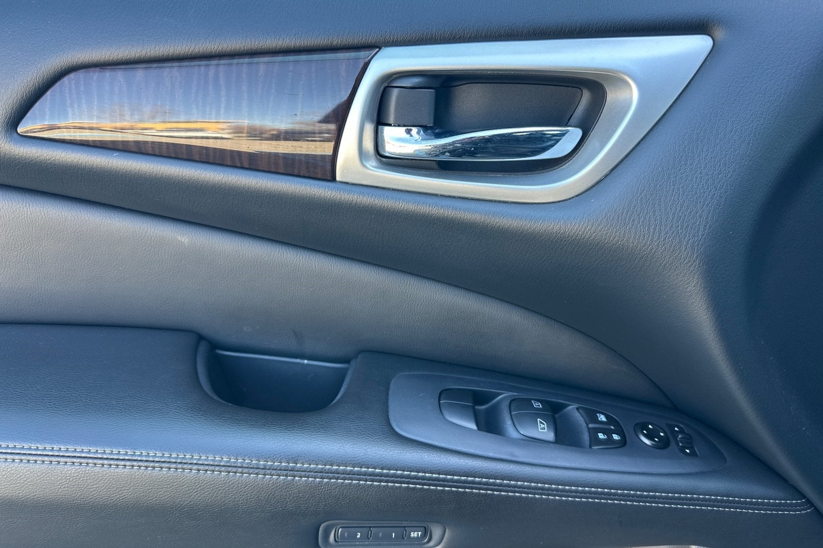 2015 Nissan Pathfinder SL