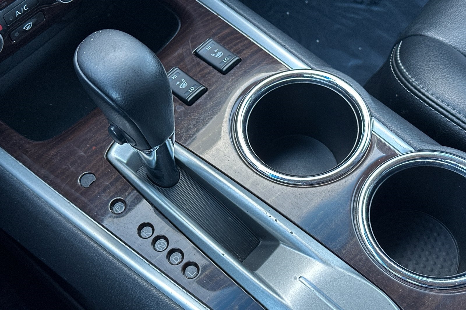 2015 Nissan Pathfinder SL