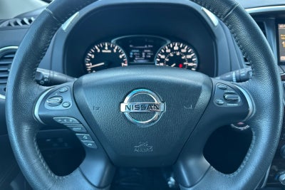 2015 Nissan Pathfinder SL