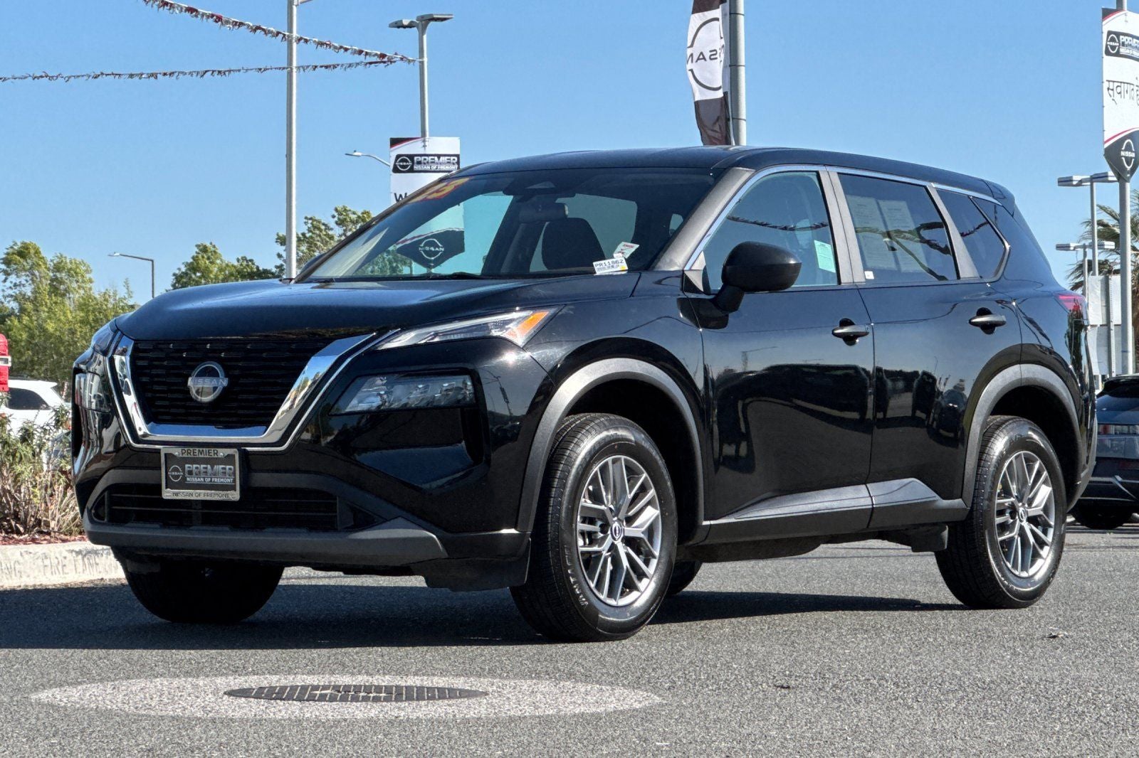 2023 Nissan Rogue S