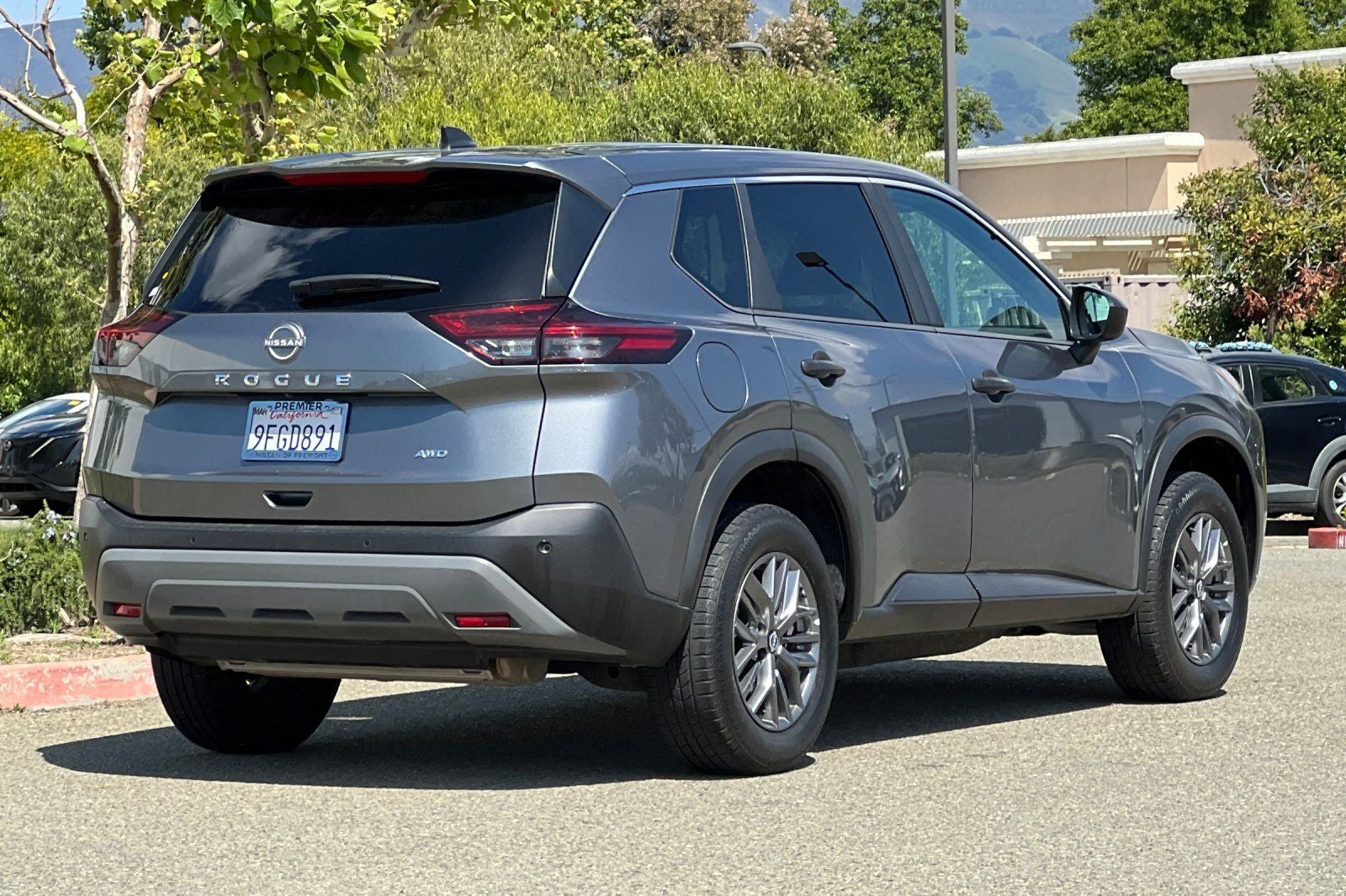 2023 Nissan Rogue S
