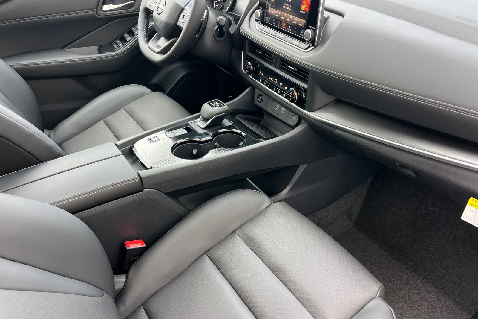2027 Nissan Rogue Dark Armor