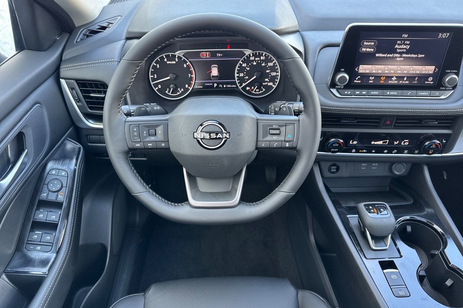 2026 Nissan Rogue Dark Armor
