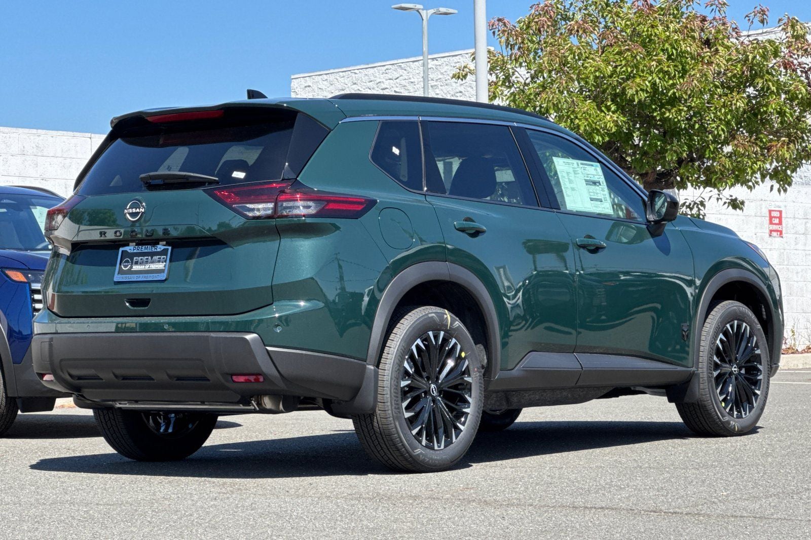 2026 Nissan Rogue Dark Armor