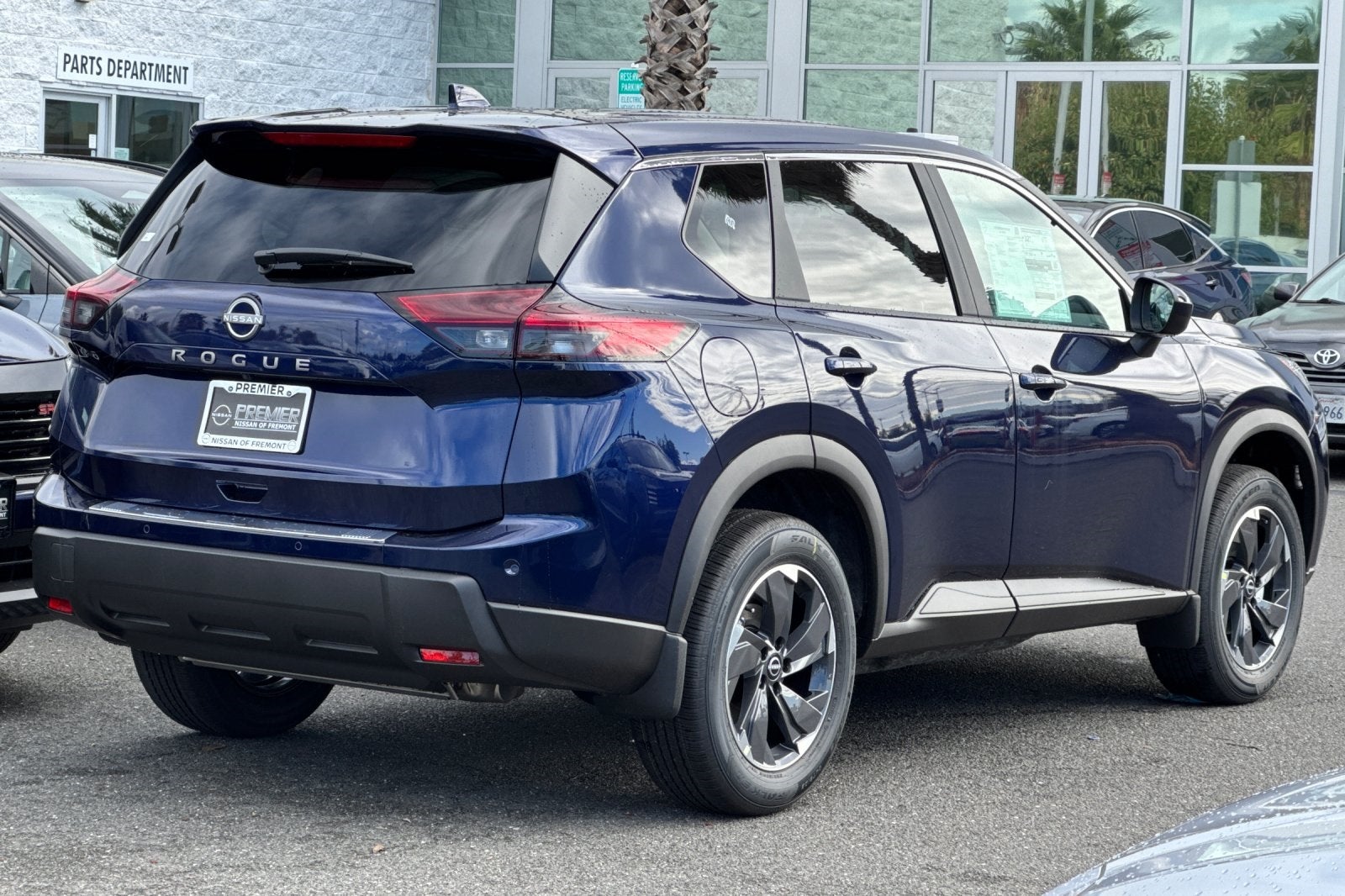 2026 Nissan Rogue SV