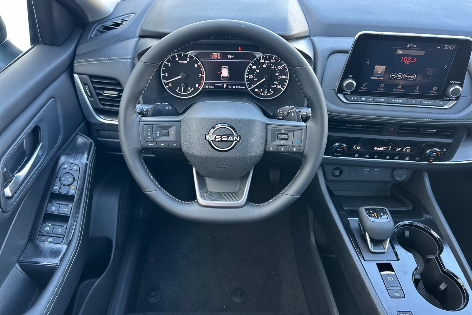 2026 Nissan Rogue Dark Armor