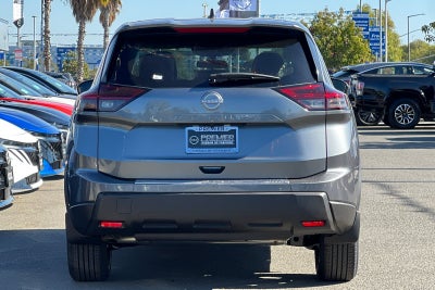 2027 Nissan Rogue SV