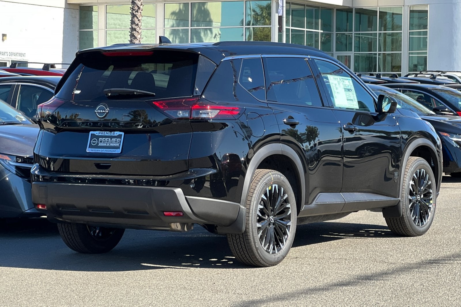 2027 Nissan Rogue Dark Armor