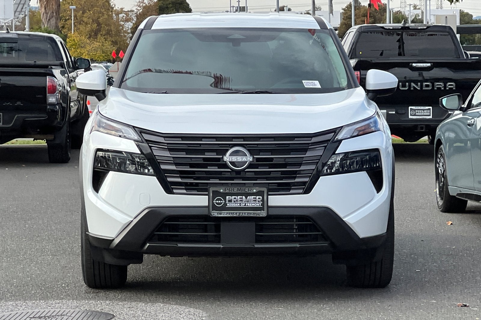 2027 Nissan Rogue SV