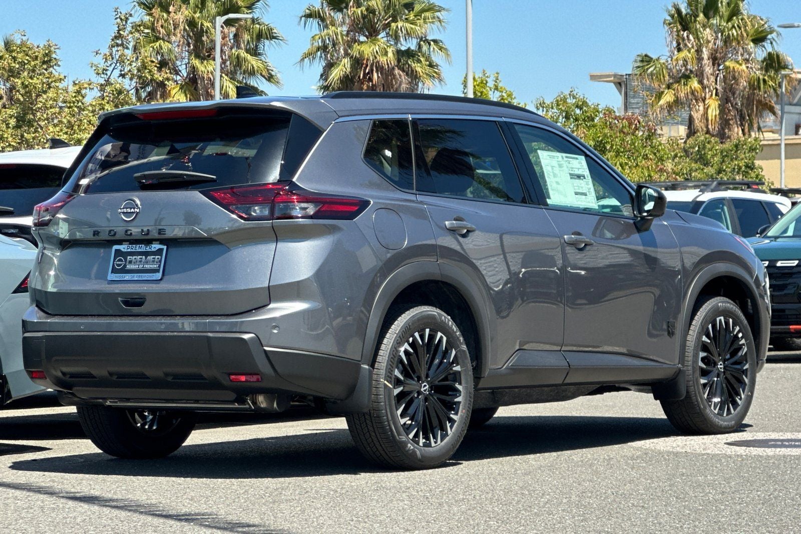 2026 Nissan Rogue Dark Armor