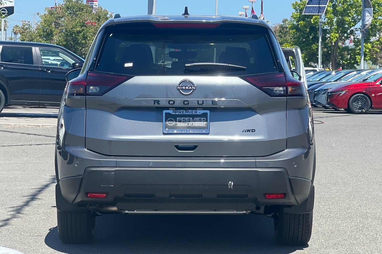 2026 Nissan Rogue Dark Armor