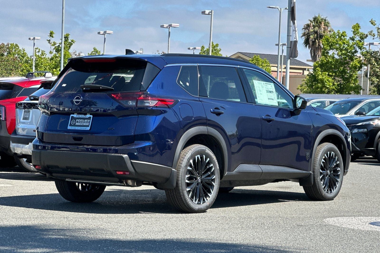 2026 Nissan Rogue Dark Armor
