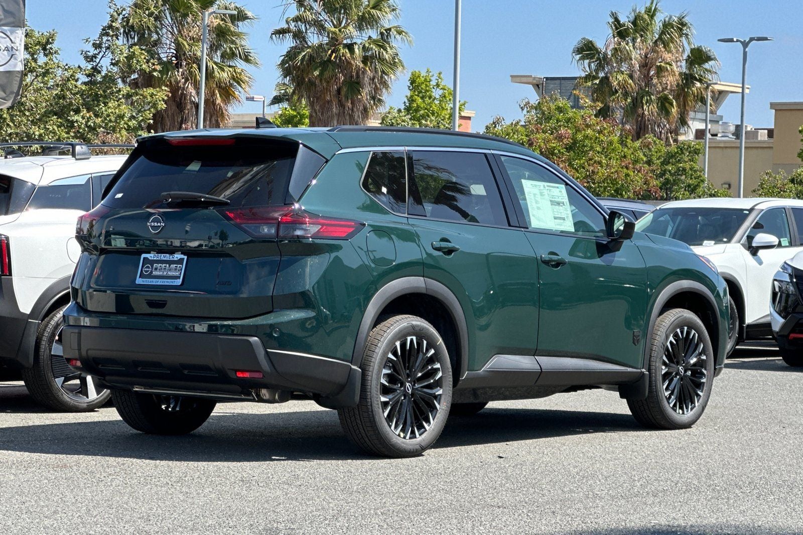 2026 Nissan Rogue Dark Armor