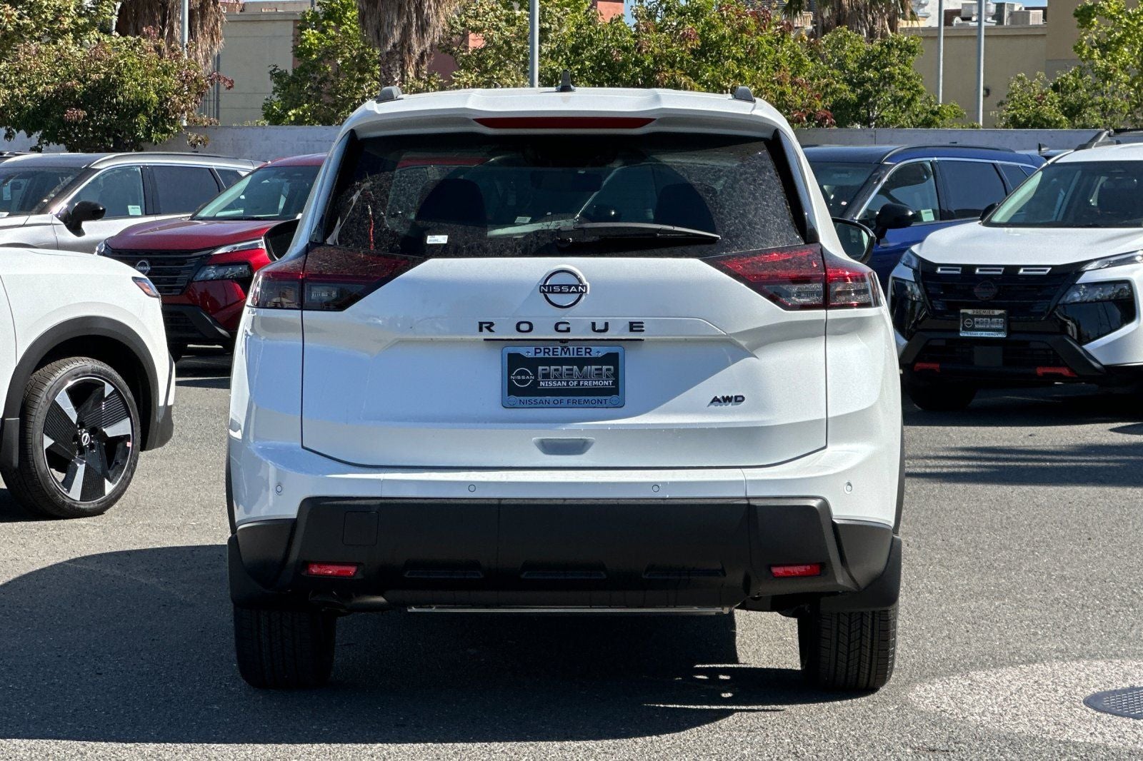2026 Nissan Rogue Dark Armor