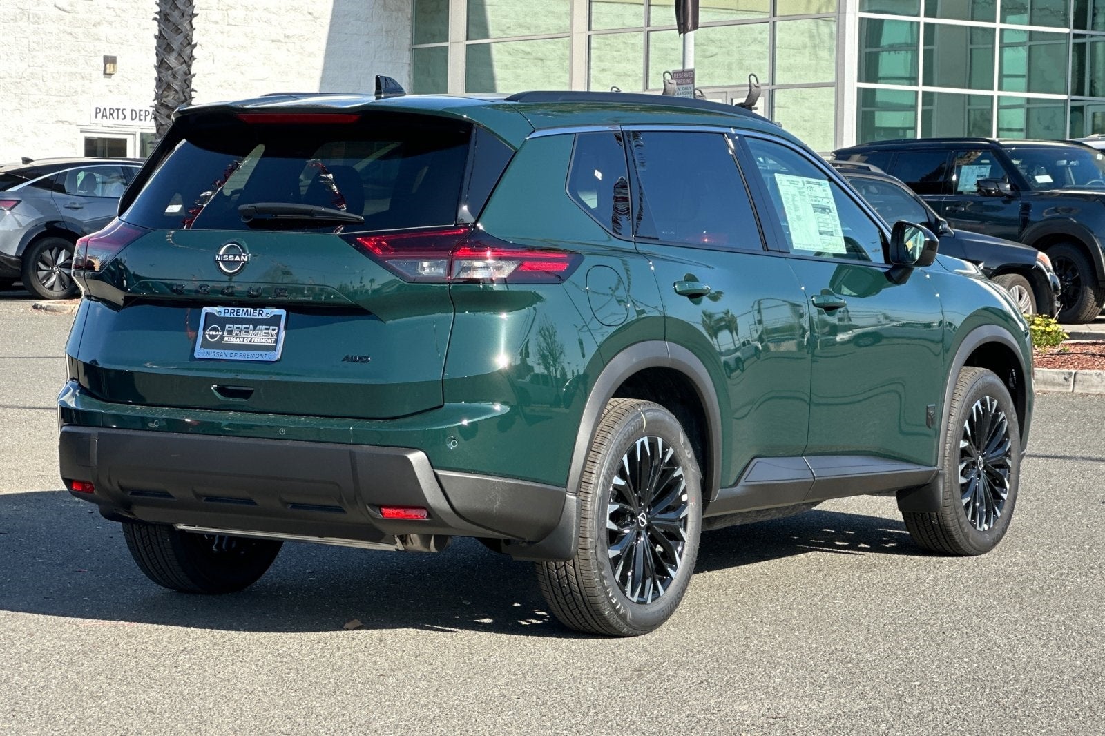 2026 Nissan Rogue Dark Armor