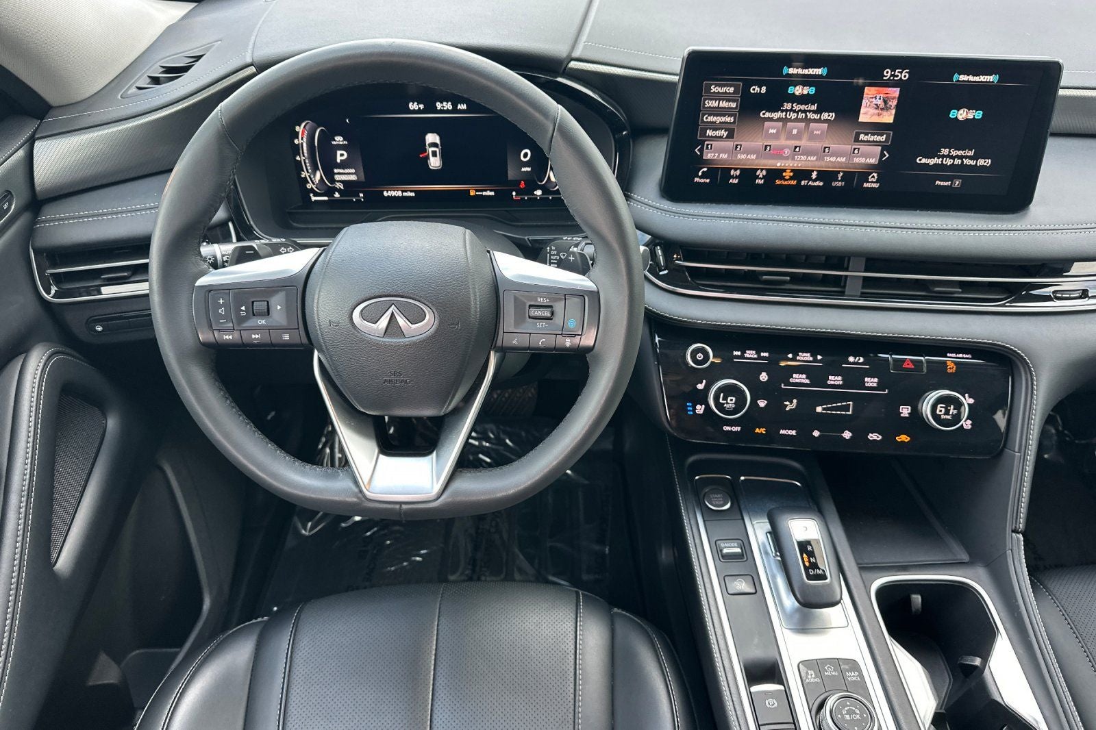 2023 INFINITI QX60 LUXE