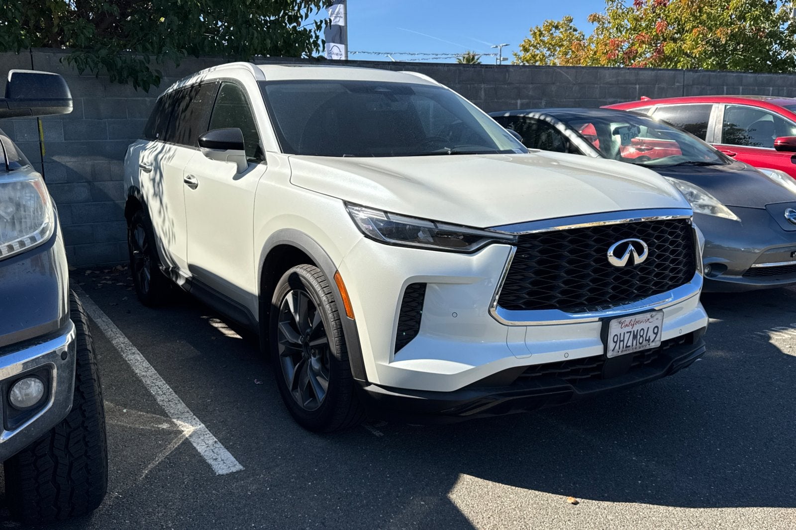 2023 INFINITI QX60 LUXE