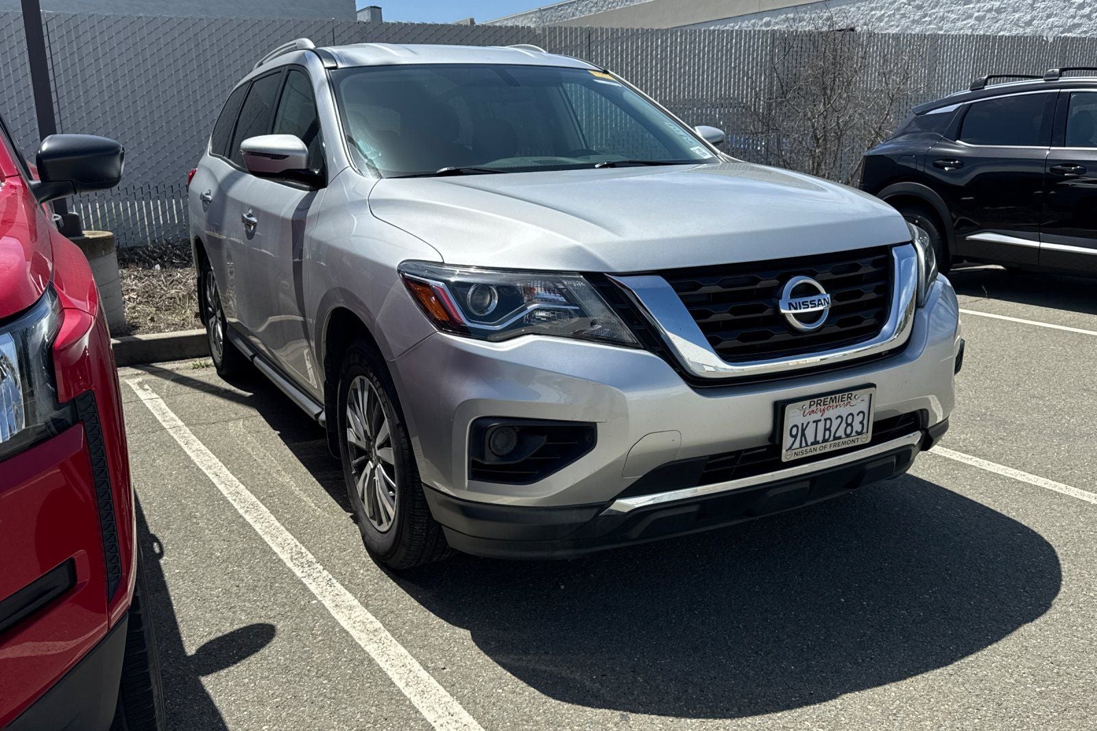 2020 Nissan Pathfinder S