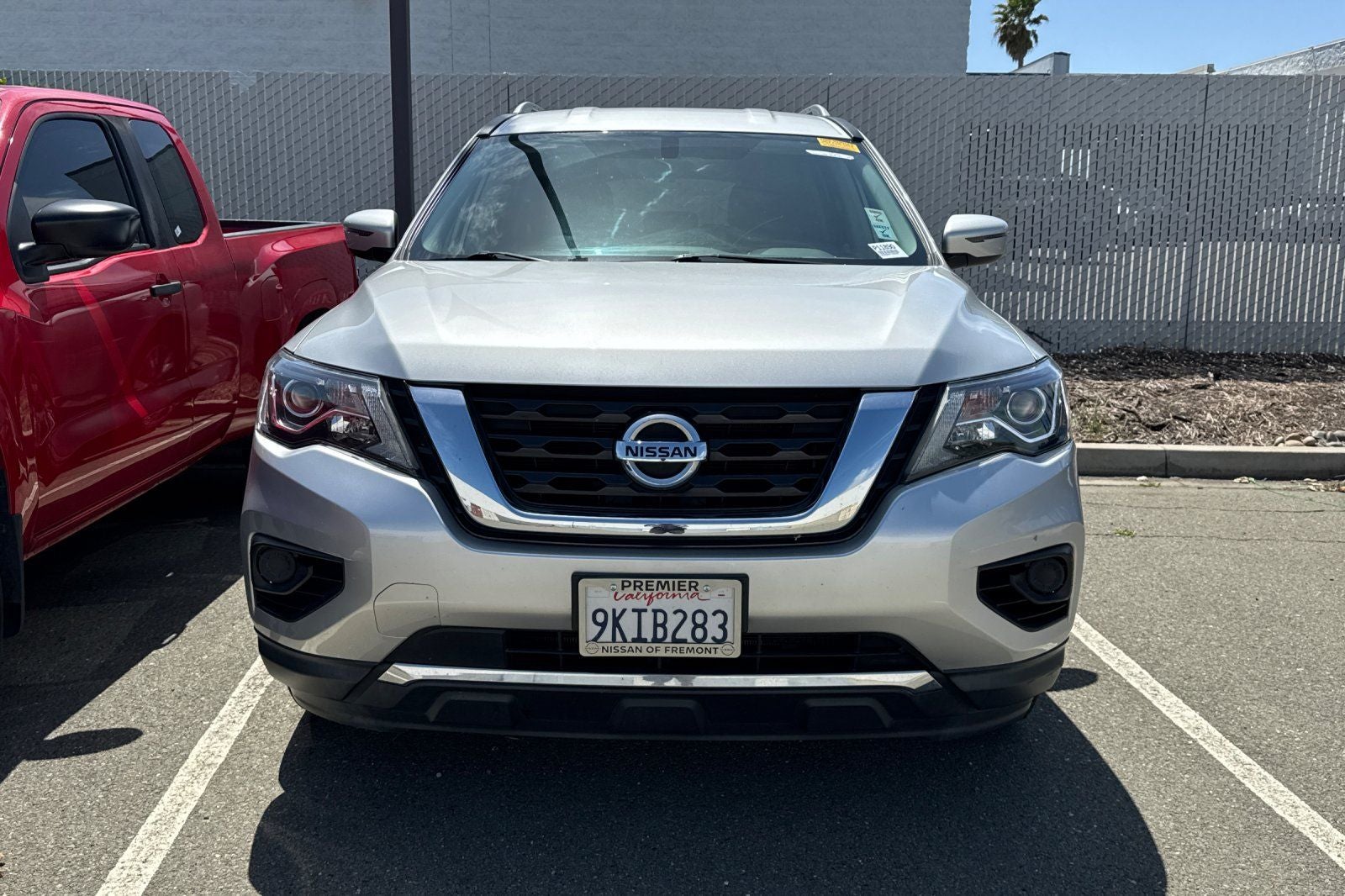 2020 Nissan Pathfinder S