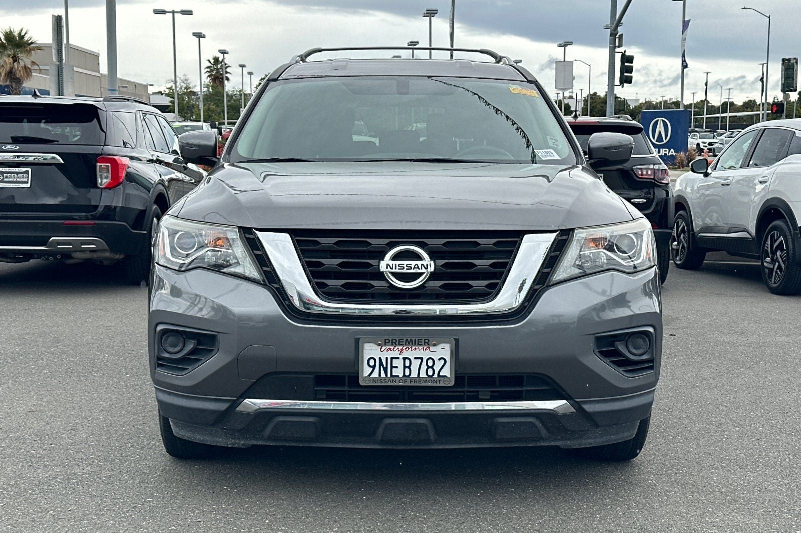 2019 Nissan Pathfinder S