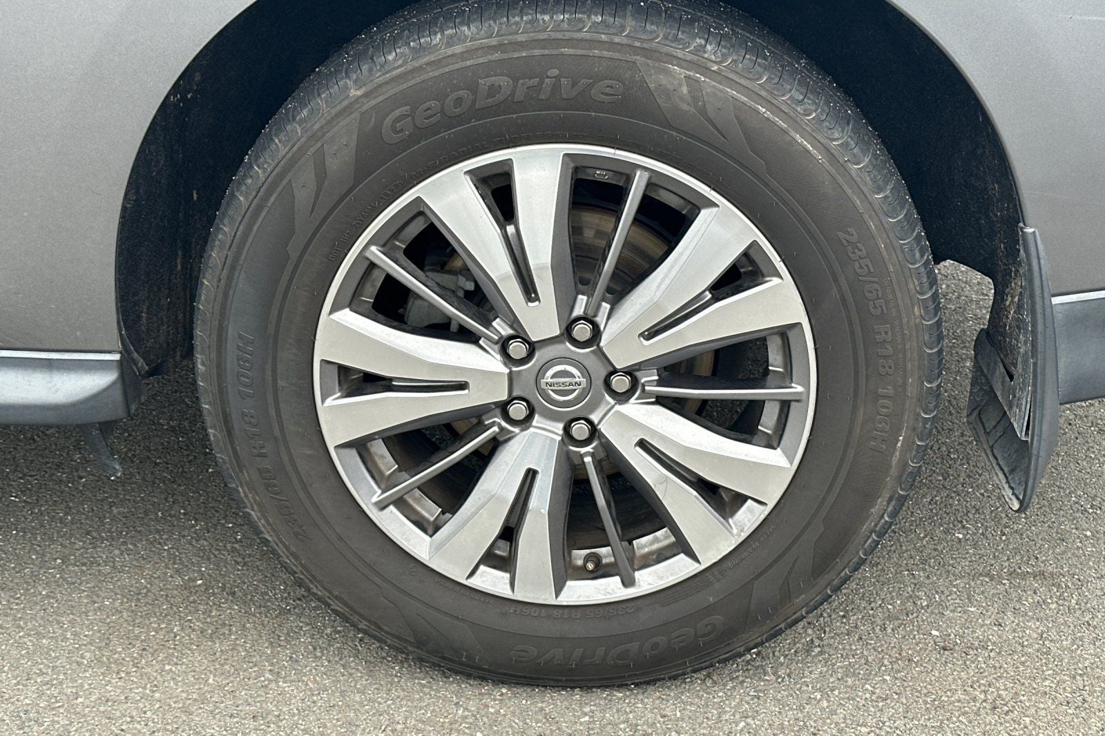 2019 Nissan Pathfinder S