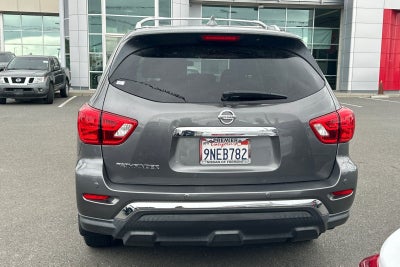 2019 Nissan Pathfinder S