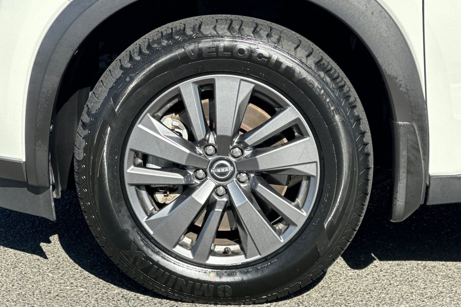 2024 Nissan Pathfinder S