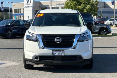 2024 Nissan Pathfinder S