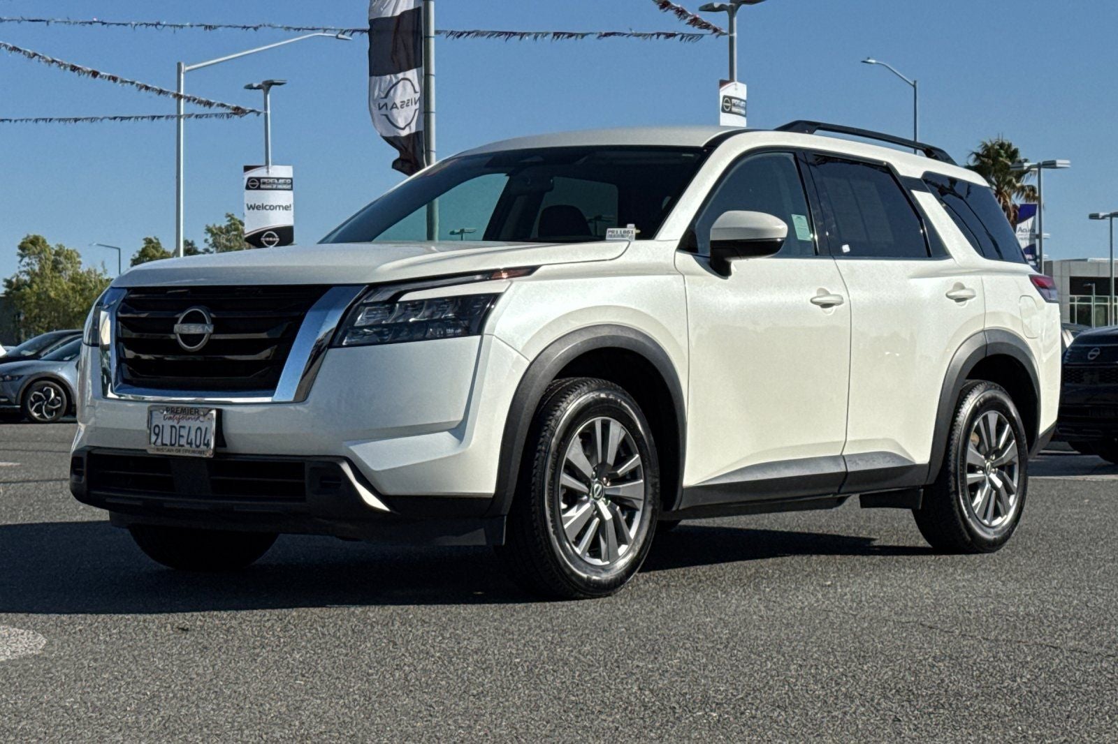 2024 Nissan Pathfinder SV