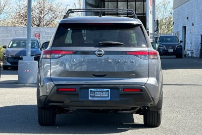2026 Nissan Pathfinder SV