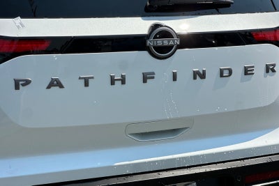 2026 Nissan Pathfinder SV