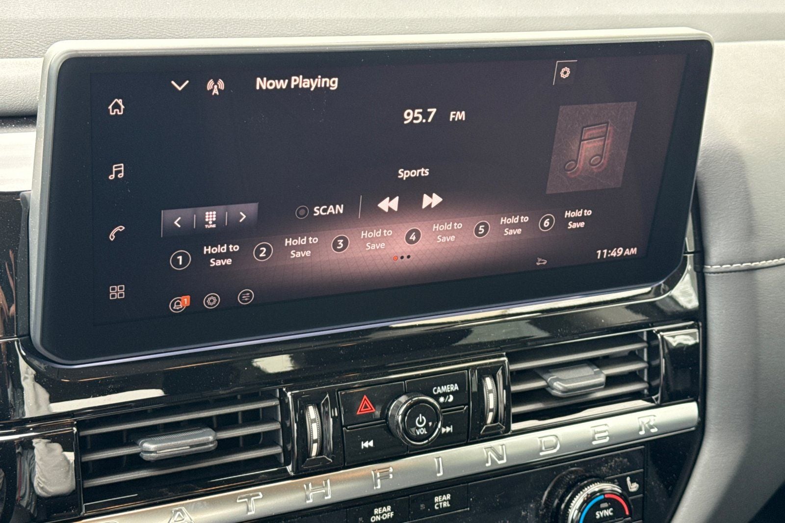 2026 Nissan Pathfinder SV