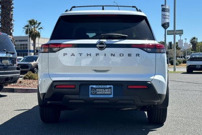 2026 Nissan Pathfinder SV