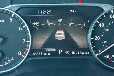 2025 Nissan Pathfinder SL