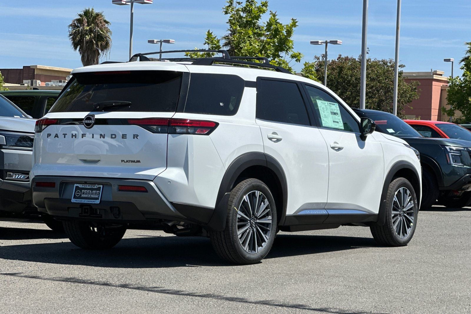 2026 Nissan Pathfinder Platinum