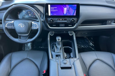2025 Toyota Grand Highlander XLE