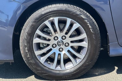 2020 Toyota Sienna XLE 8 Passenger