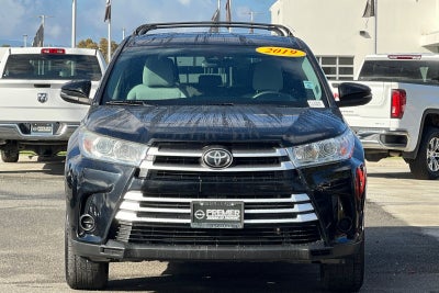 2019 Toyota Highlander LE