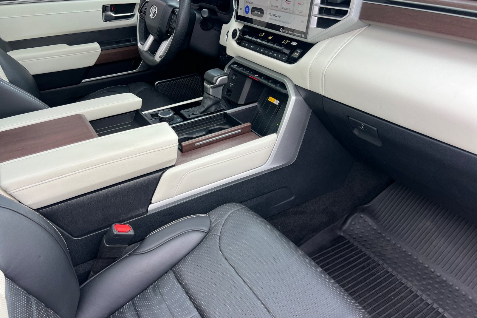 2024 Toyota Tundra Hybrid Capstone