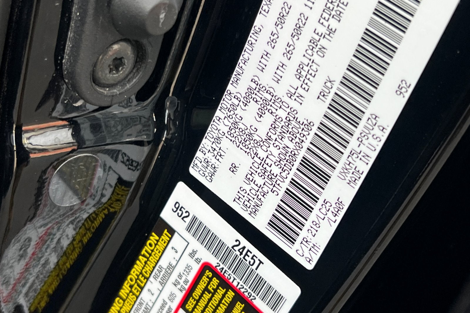 2024 Toyota Tundra Hybrid Capstone
