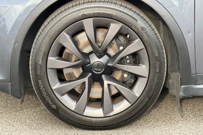 2023 Tesla Model X Standard Range