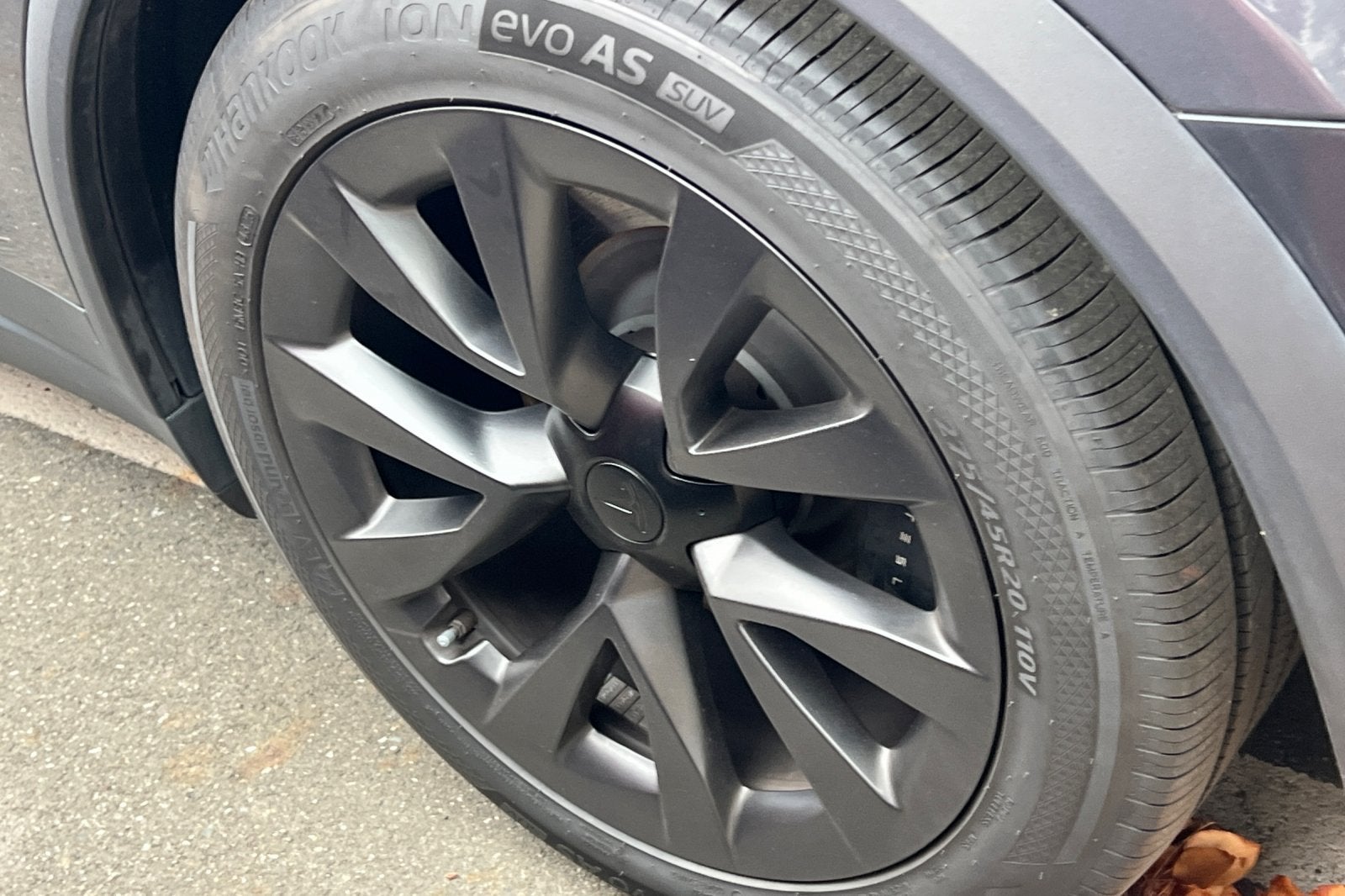 2023 Tesla Model X Standard Range