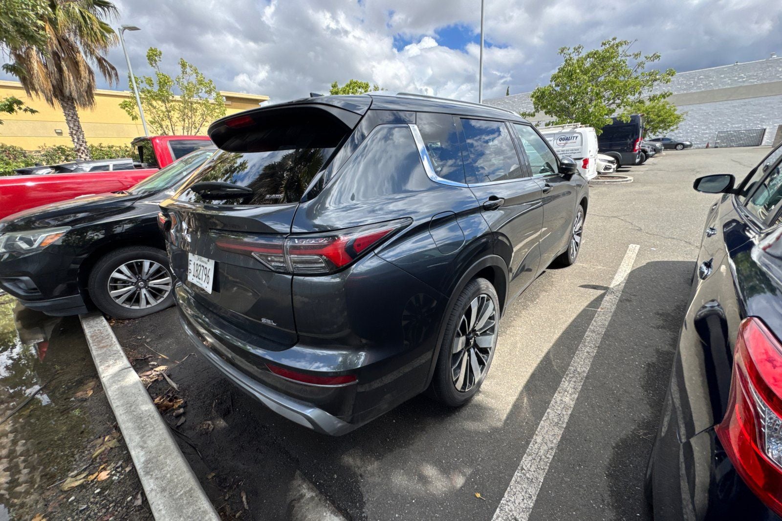 2025 Mitsubishi Outlander SEL